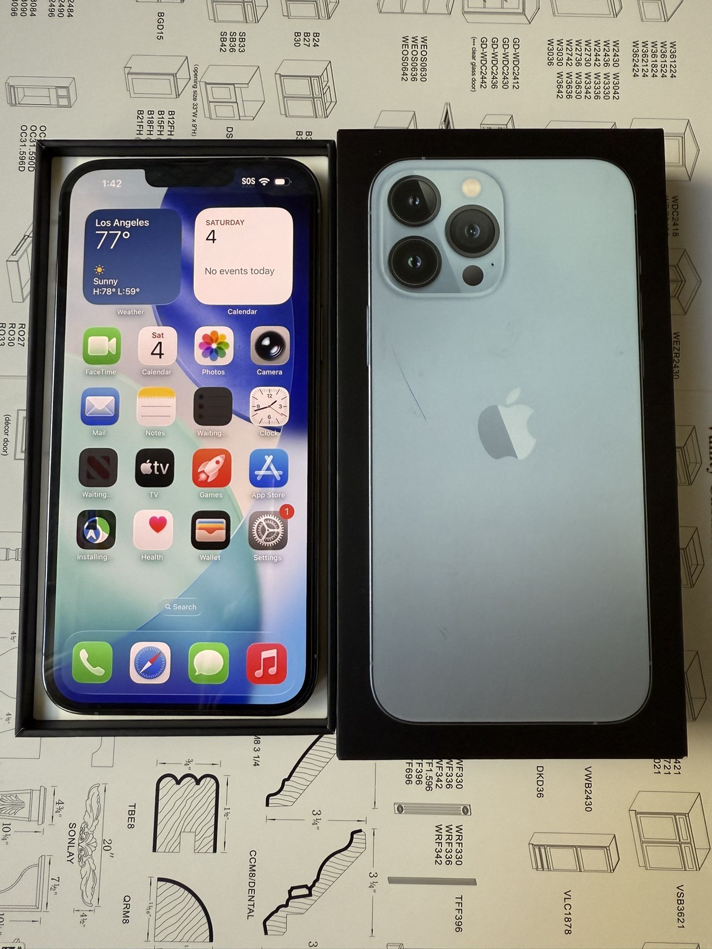 iPhone 13 Pro Max| 128GB | Blue Color | Factory Unlocked, Prestige , like new Condition!!