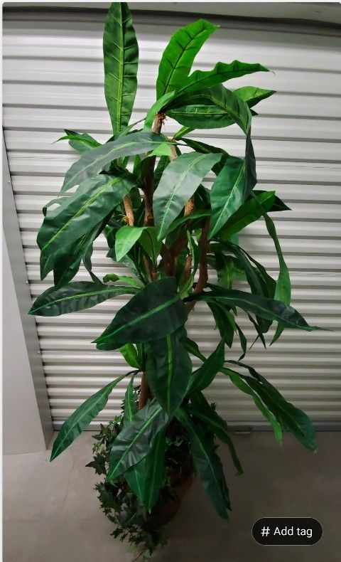 High Quality Artificial Tree