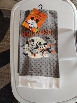Halloween towel