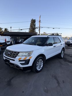 2016 Ford Explorer