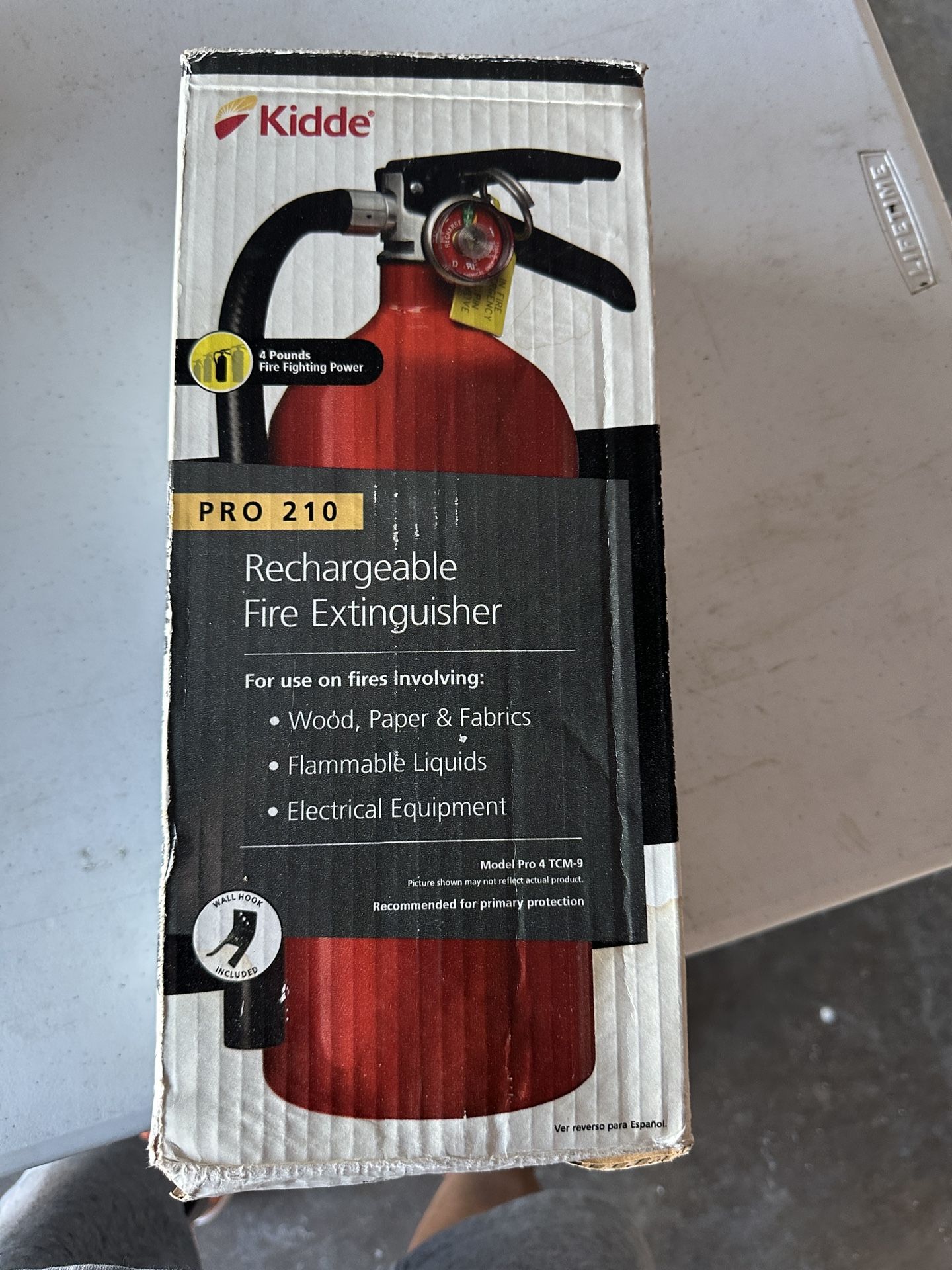 Kidde Rechargeable Fire Extinguisher
