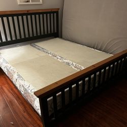 Queen Size Bedroom Set