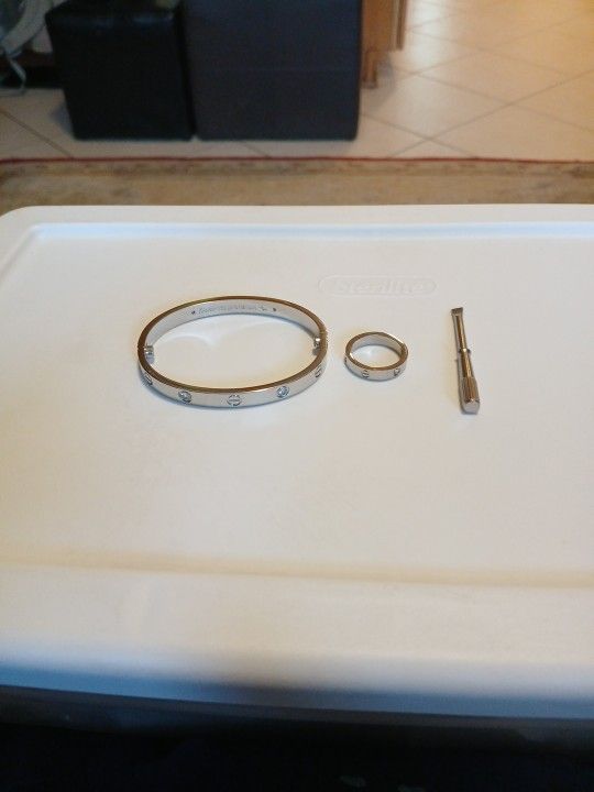 NICE BRACELET WITH RING SZ5