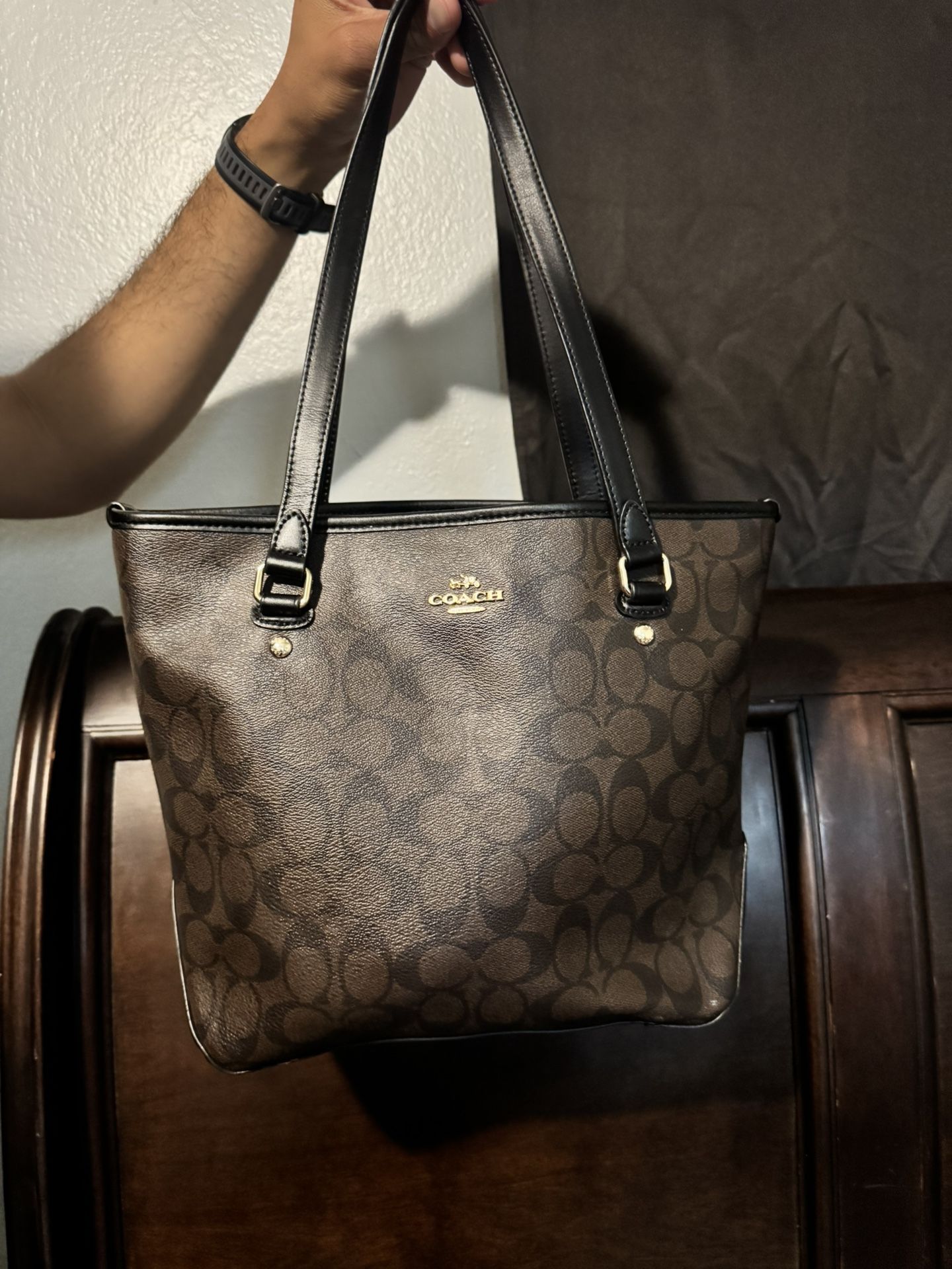 Coach Outlet City Tote