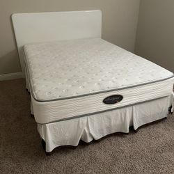 Queen Bed 