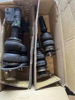 Airtekk struts (wrx)