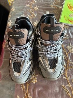 light grey balenciaga tracks size 42