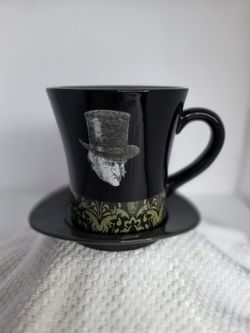 Over Size Disney Christmas Carol (2) Piece Mug