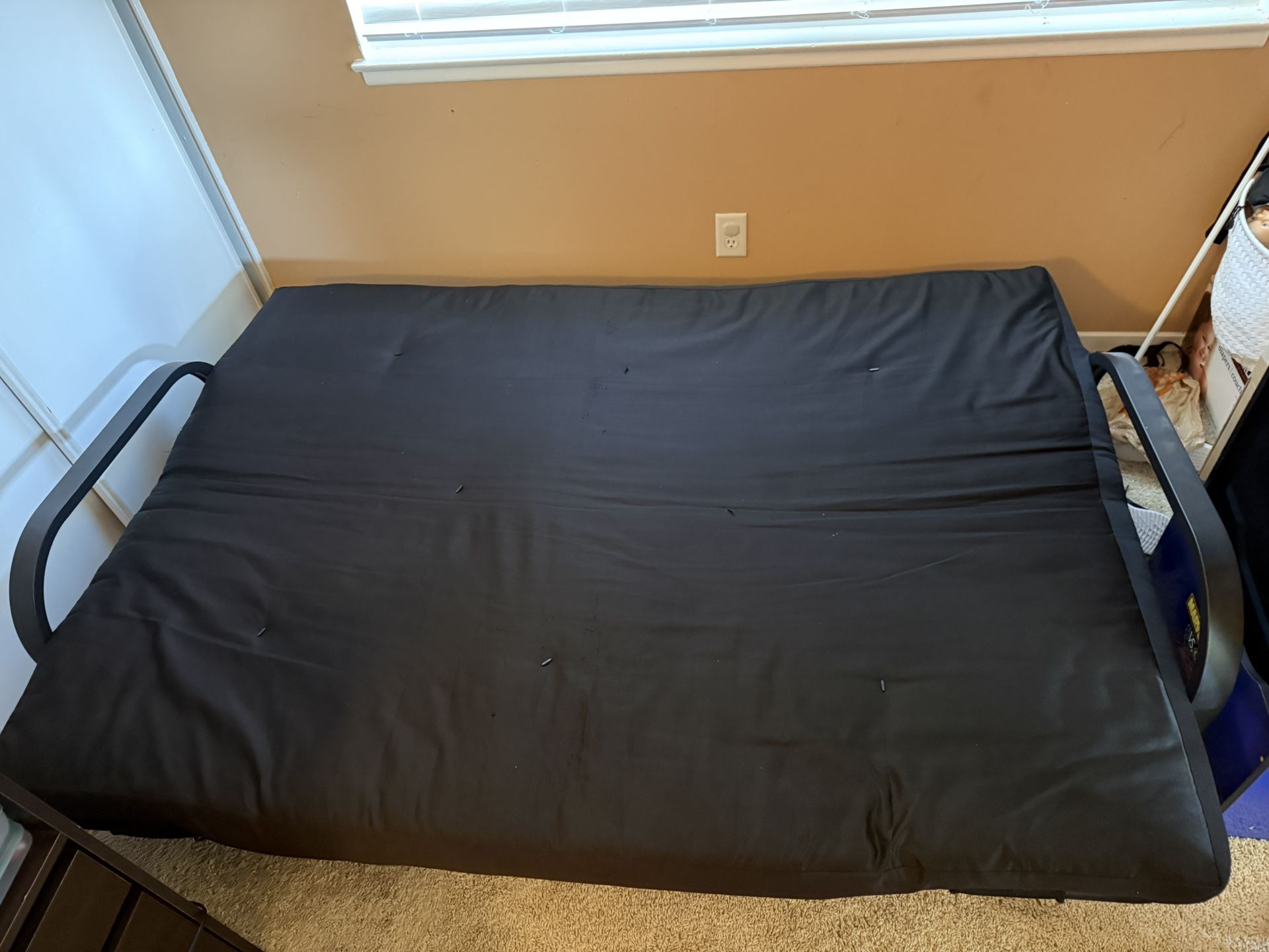 Couch/full Size Futon