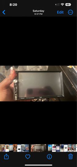 Car radio with remote