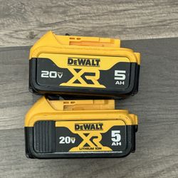 DEWALT 20V MAX Lithium-lon 5.0Ah Battery (2-Pack)