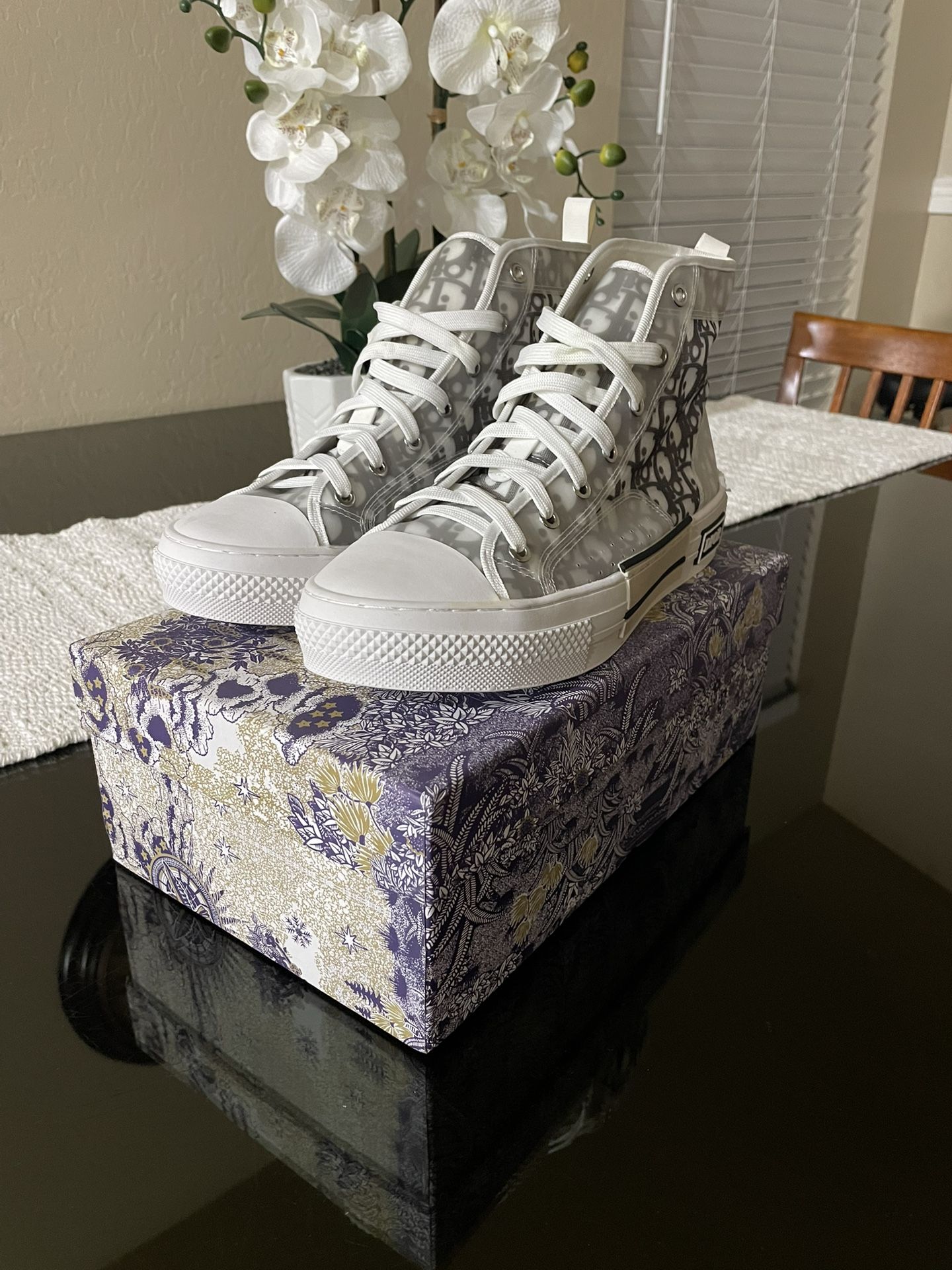 Dior Converse size 9.5
