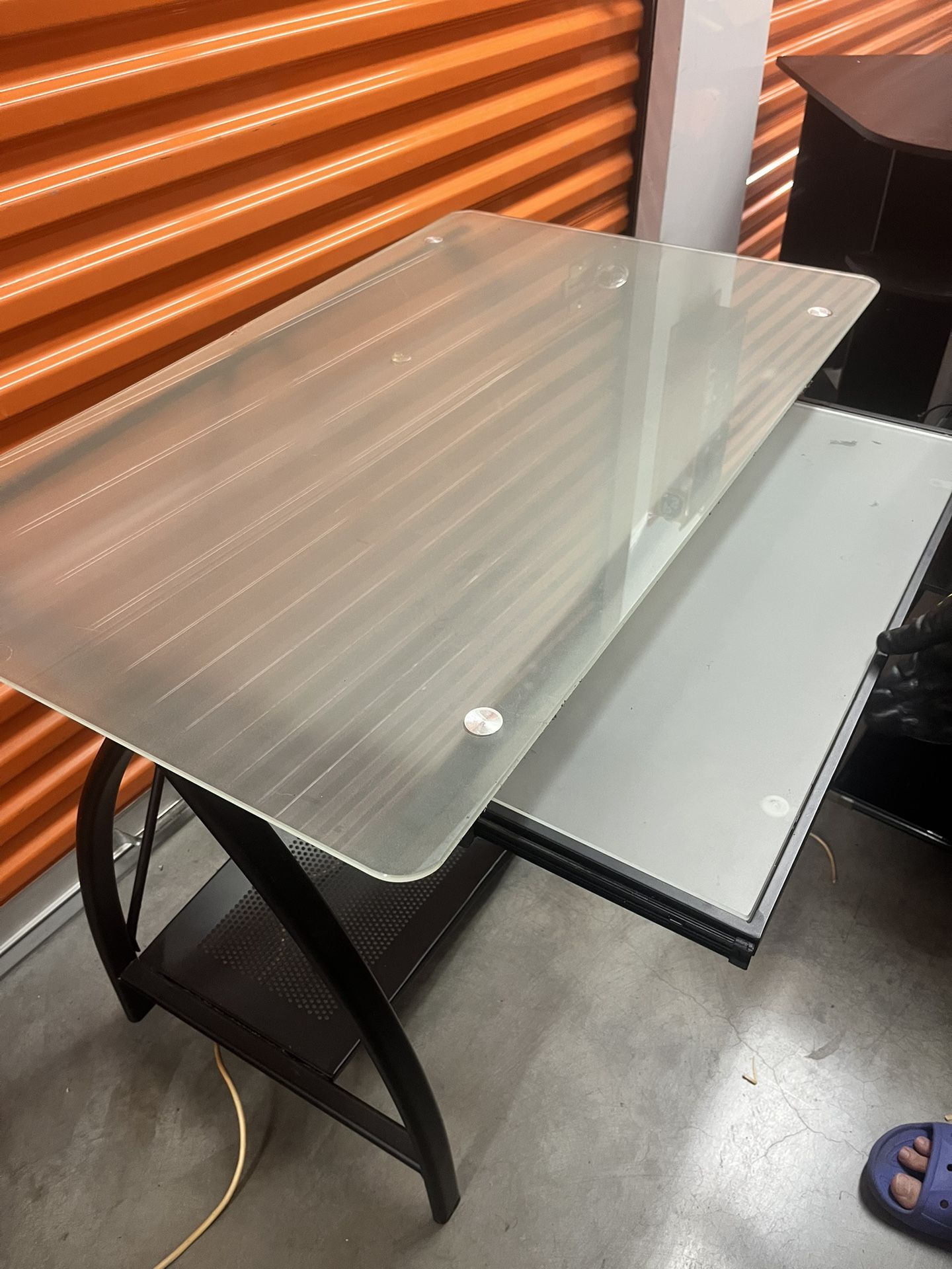 computer desk