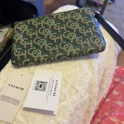 Coach Wristlet Wallet 