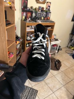 Vans Lizzie Armato hi tops 8.5/9