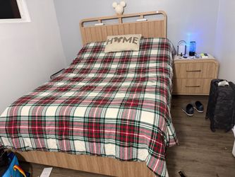 Bedroom office