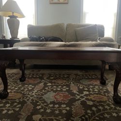 A Gorgeous Sofa / Coffee / Hallway Table