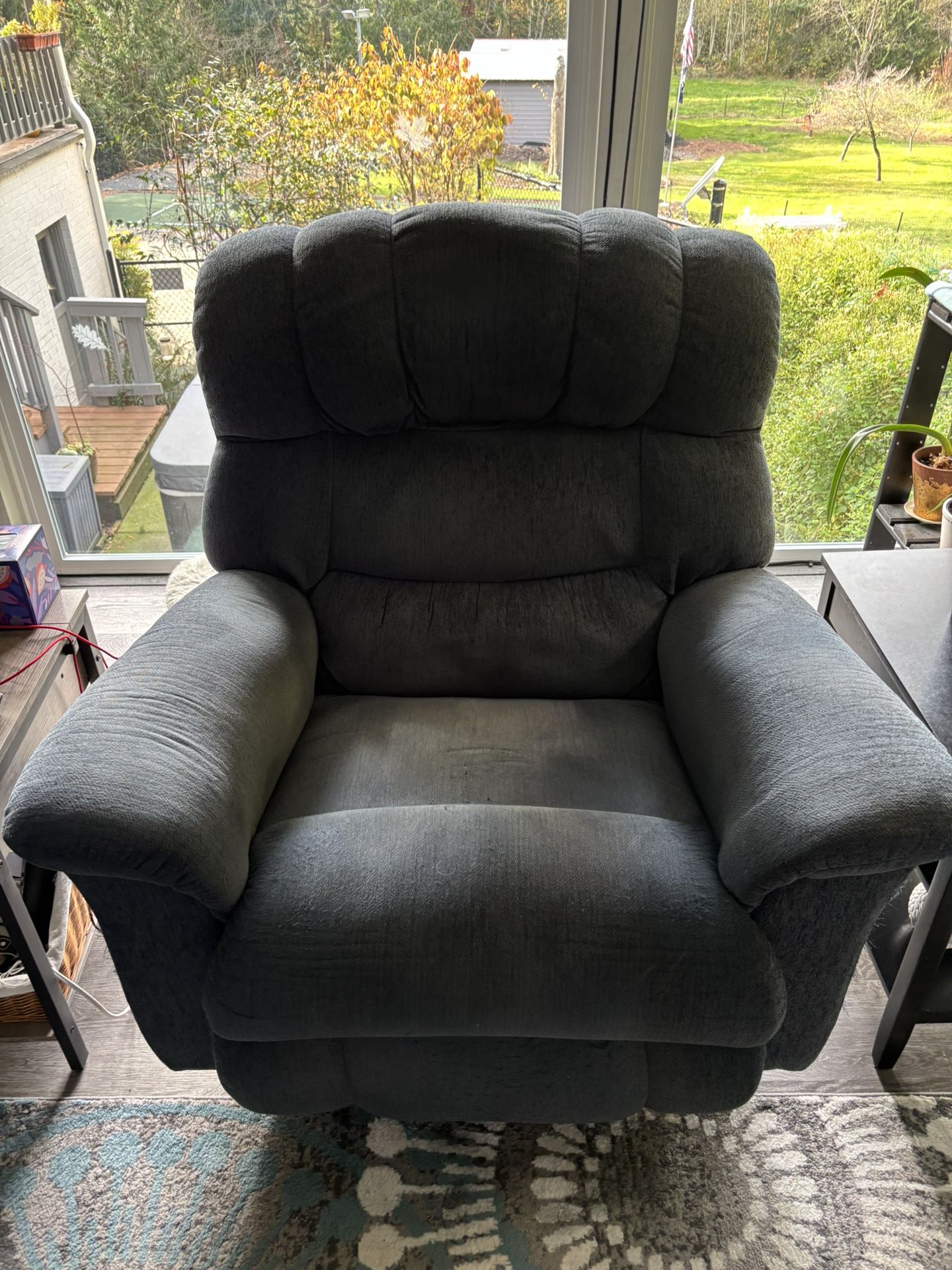 La-z-boy Recliner Oversized