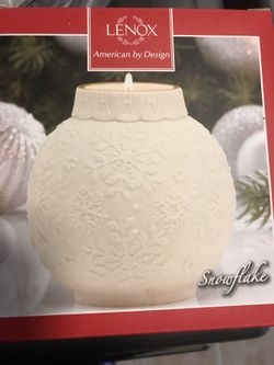 Lenox Snowflake Candle - new in box Never used, high-end brand.... from Macy’s China department