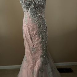 Women's dress 