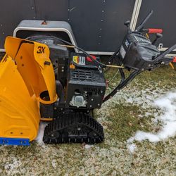 Cub Cadet Snow Blower 3 Stage