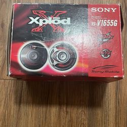 Xplod Sony 3 way speakers