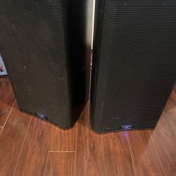QSC K12.2 K2 12" 2-Way 1800W Loudspeaker - Black
