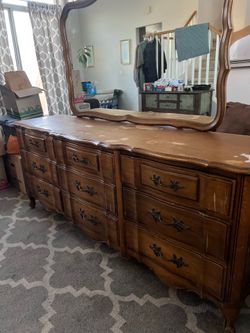 Dresser