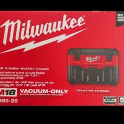 Milwaukee New Vacuum m18