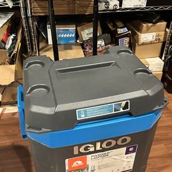 Igloo Maxcold Latitude 62qt Cooler