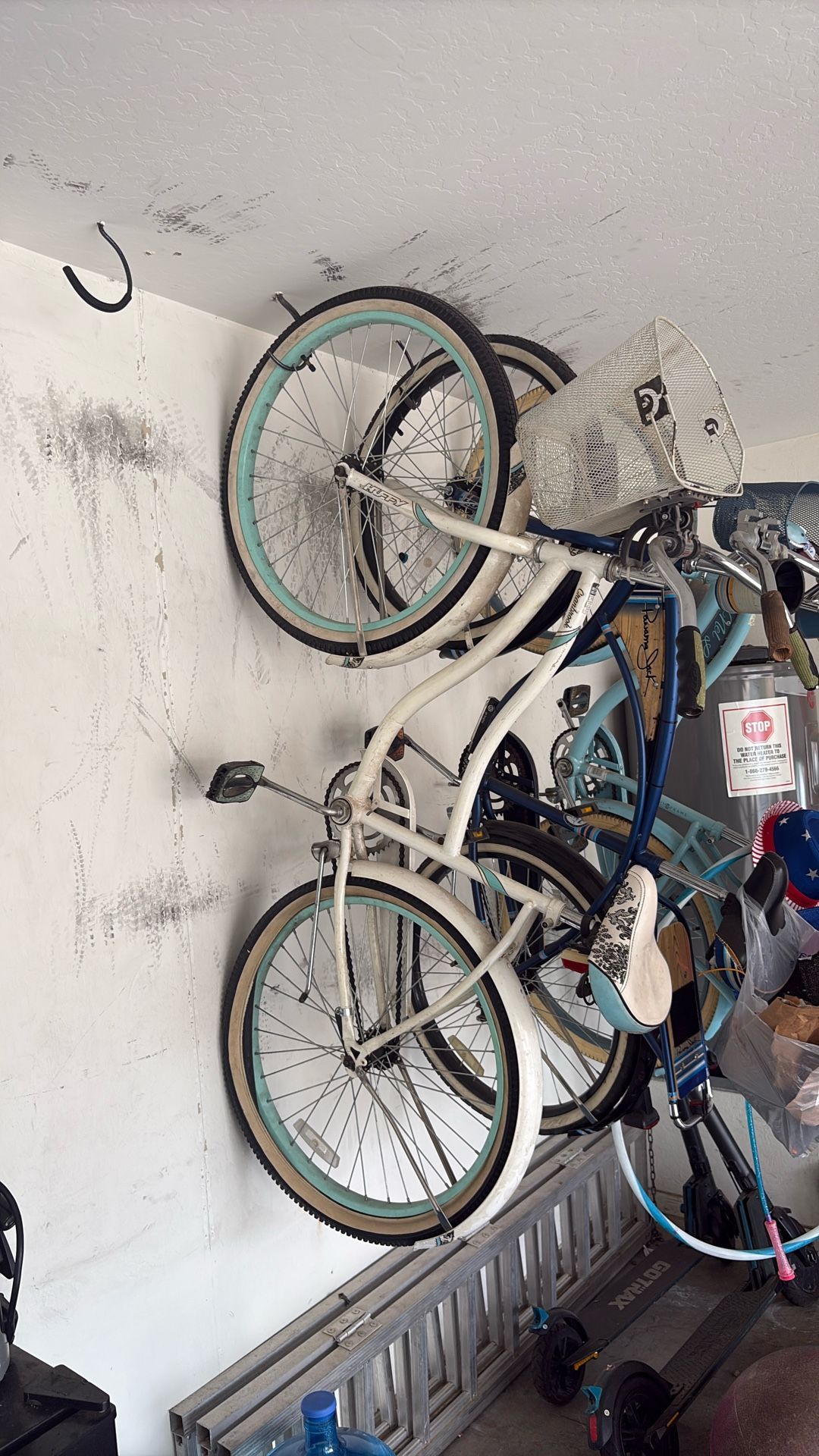 White Beach Cruiser