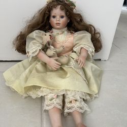 Chloe Porcelain Doll 1994 Hamilton Collection Baby Lamb limited edition