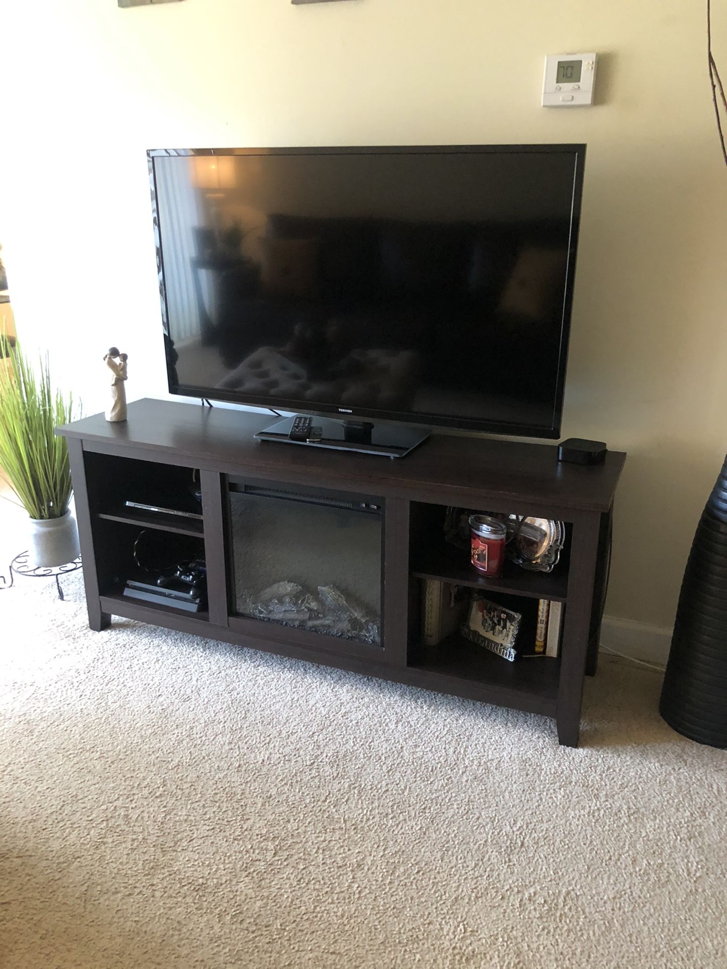 Tv stand