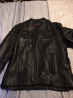 Men's Genuine Leather Jacket. Size XL. Worn Once!