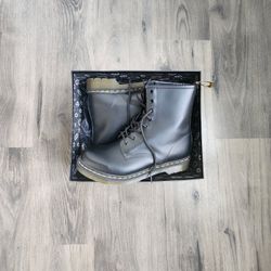 Dr Martens 