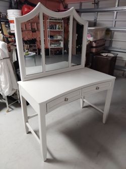 Sanlim Vietnamese Vanity 2 Drawer Writing Desk. Tri-Panel Vanity Mirror. 63H  44W 22D