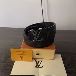 Silver Louis Vuitton Belt