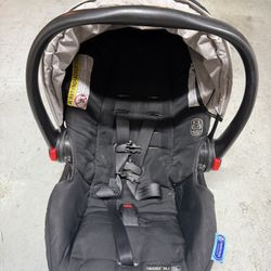 Infant Car Seat Graco snug ride 