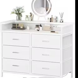 Dresser White Dresse
