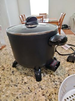 Presto Mini Deep Fryer and Steamer