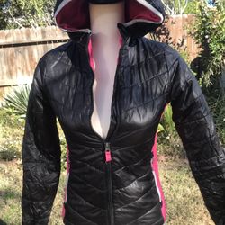 Faded Glory Black/Pink Poly Quilted Insulated Zip Front Hooded Jacket with Zip On Seam Pockets