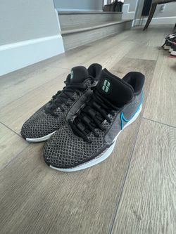 Sabrina basketball shoes - size 10.5