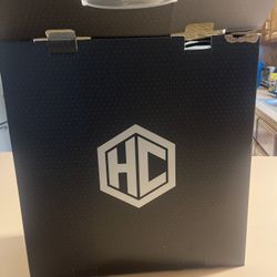 Hexclad Sautee/ Fry Pan Brand New Original Price $200, This Pan Is Brand New Still In Box!!