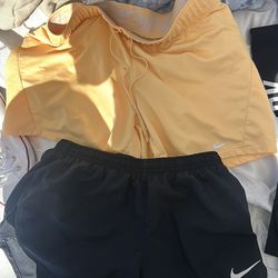 NIKE RUNNING SHORTS SIZE SMALL