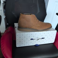 Gyllenhaal Chukka Boots - Grey Suede - Size 9.5