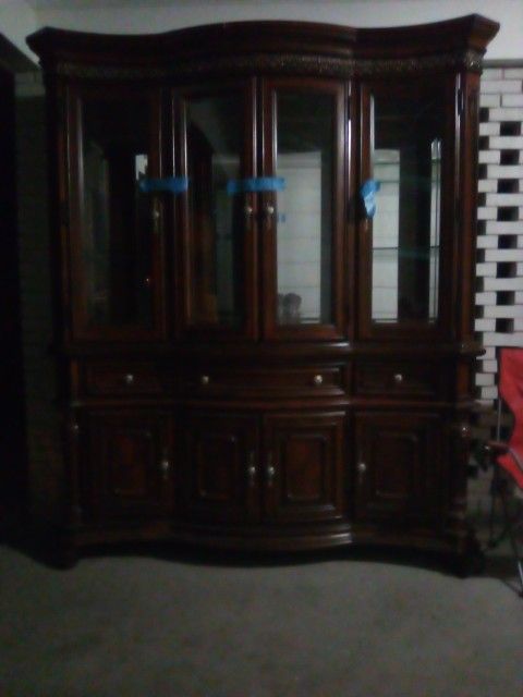 Fairmont Design China Cabinet