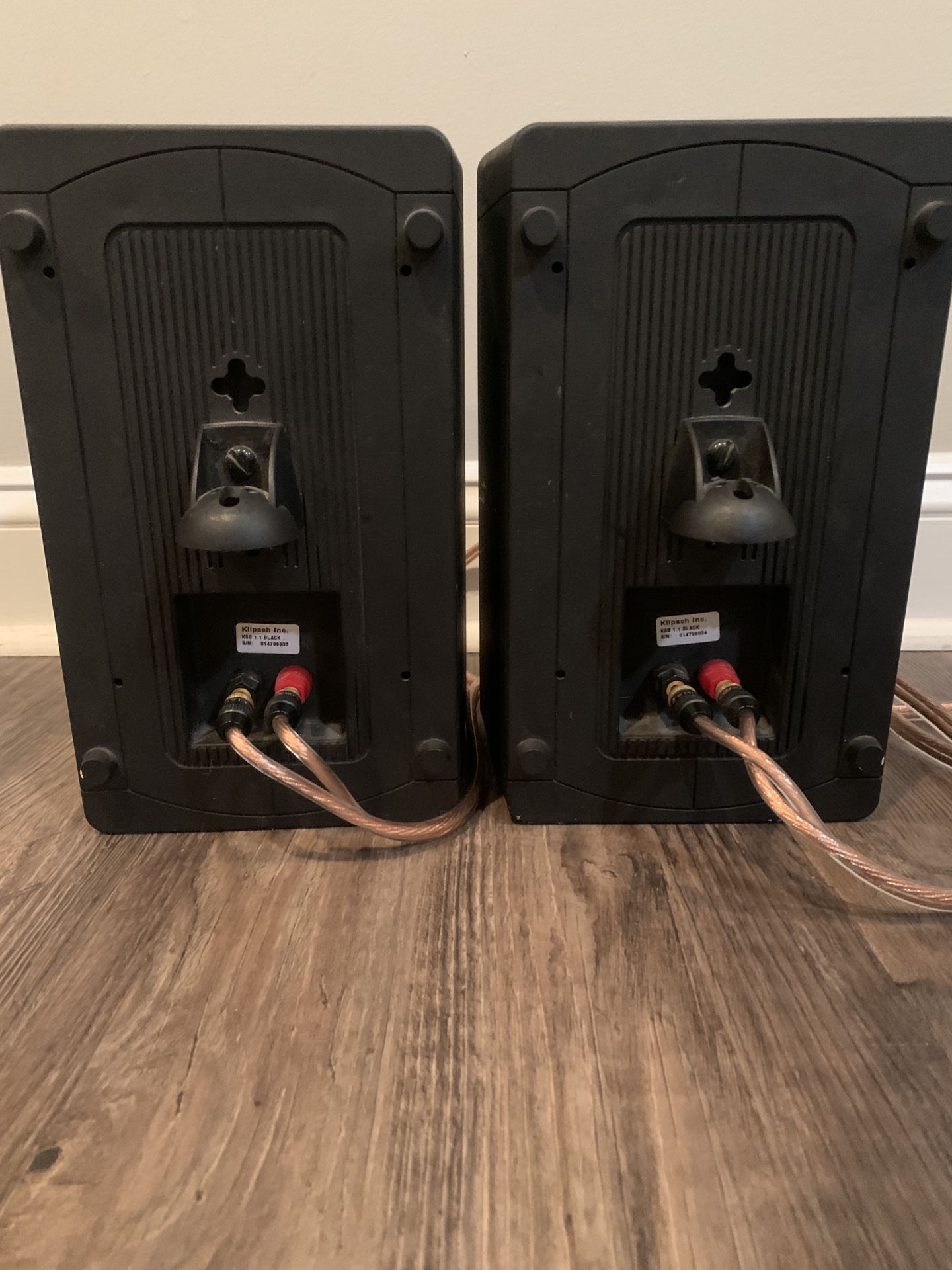 Pair of Klipsch KSB 1.1 Bookshelf Speakers BLACK Tested & Working for