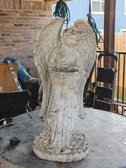 3 foot tall garden angel statue