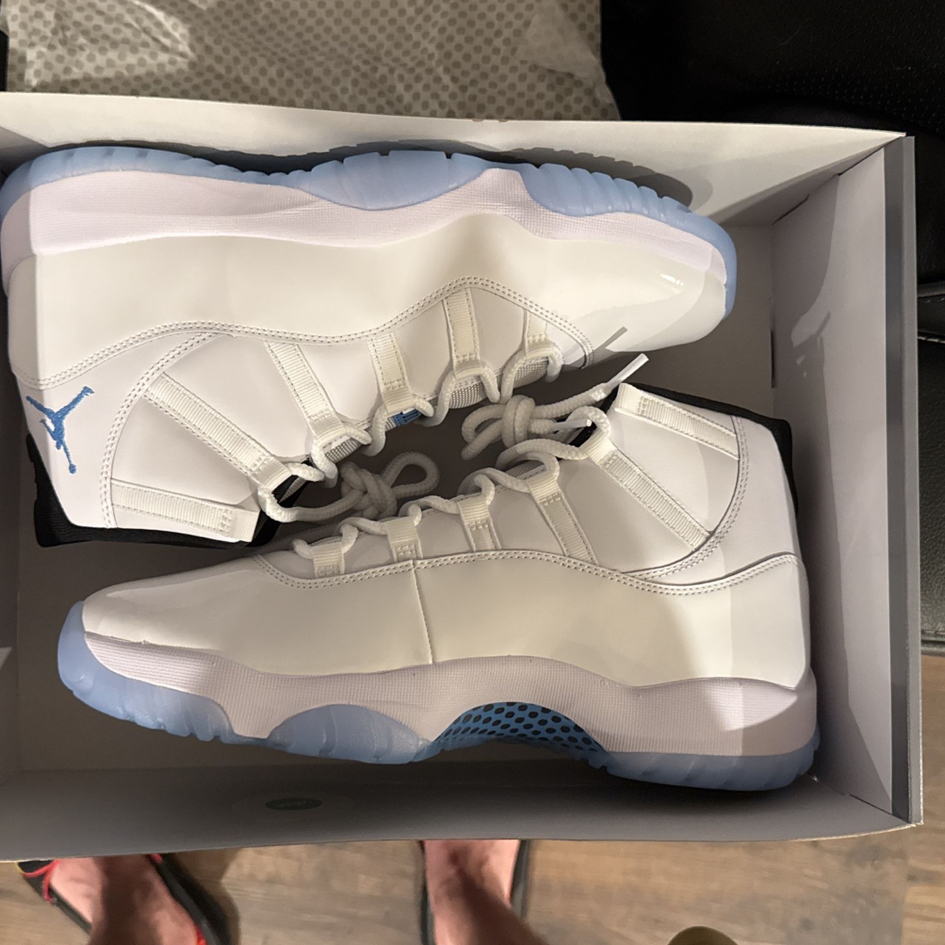 Air Jordan Retro 11 Columbia
