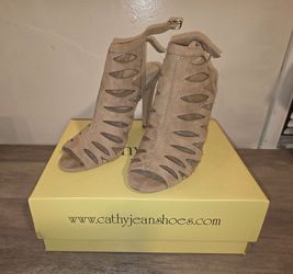 Cathy Jean Cutout Suede Heeled Booties